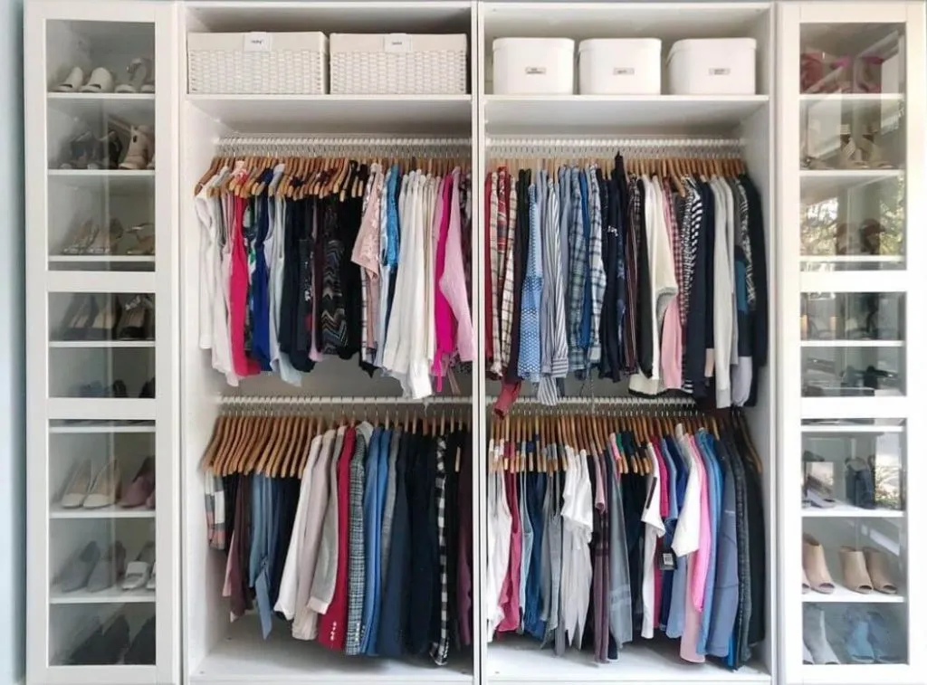 Sắp xếp tủ quần áo & Không gian sống (Declutter & Organizing)
