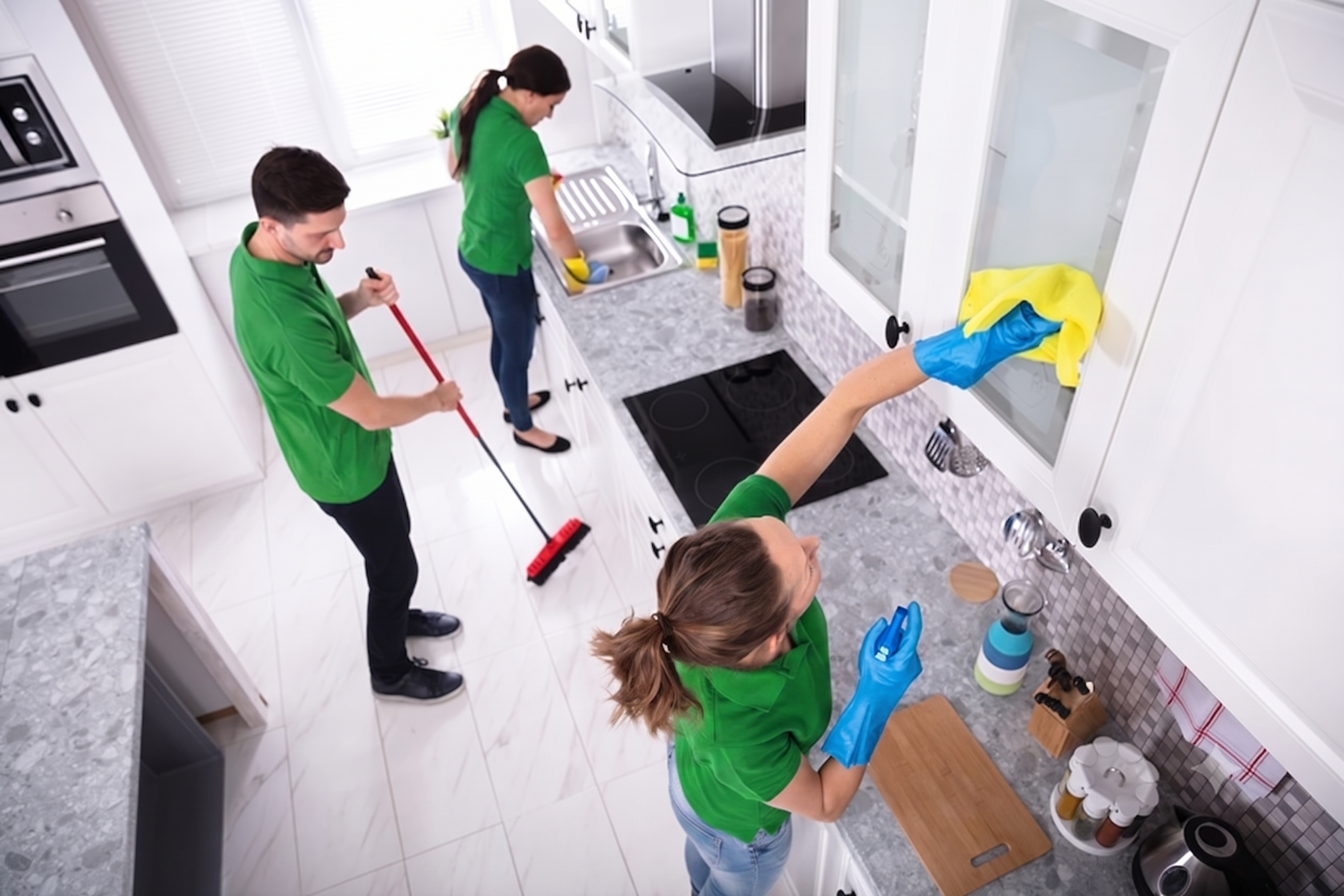 Vệ sinh khu vực bếp chuyên sâu (Deep Kitchen Cleaning)